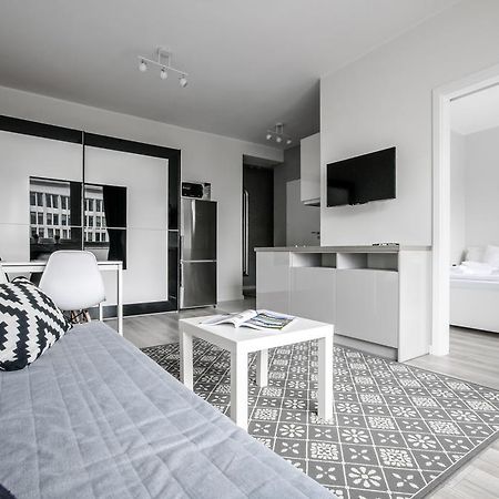 Apartament Centrum Zurawia Varsó Kültér fotó